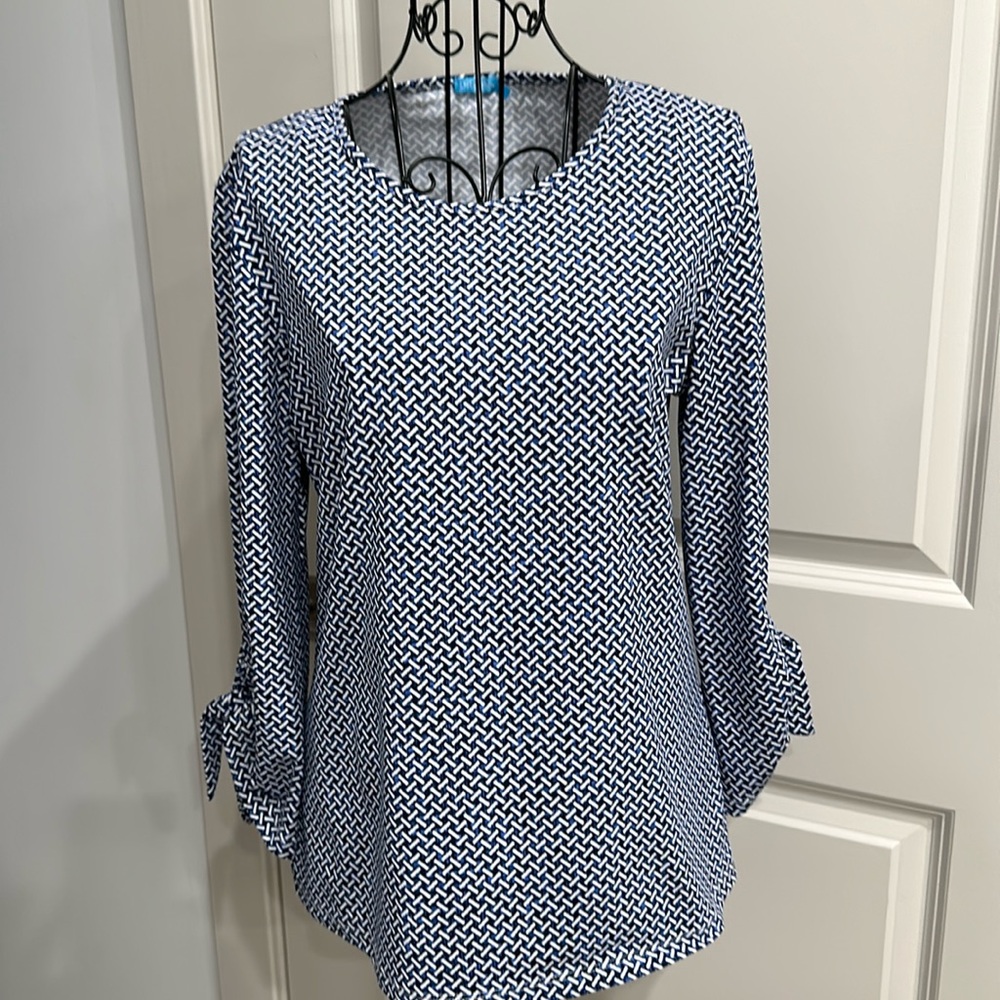J Mc Laughlin Tee - Navy Blue - woman Size S 3/4 Length Sleeve